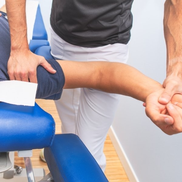 Tratamiento de Epicondilitis en Santa Cruz